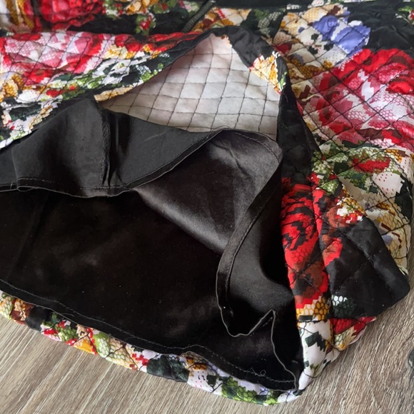 🌼 Forever 21 Floral Quilted Mini Skirt – Size Medium - Picture 12 of 15